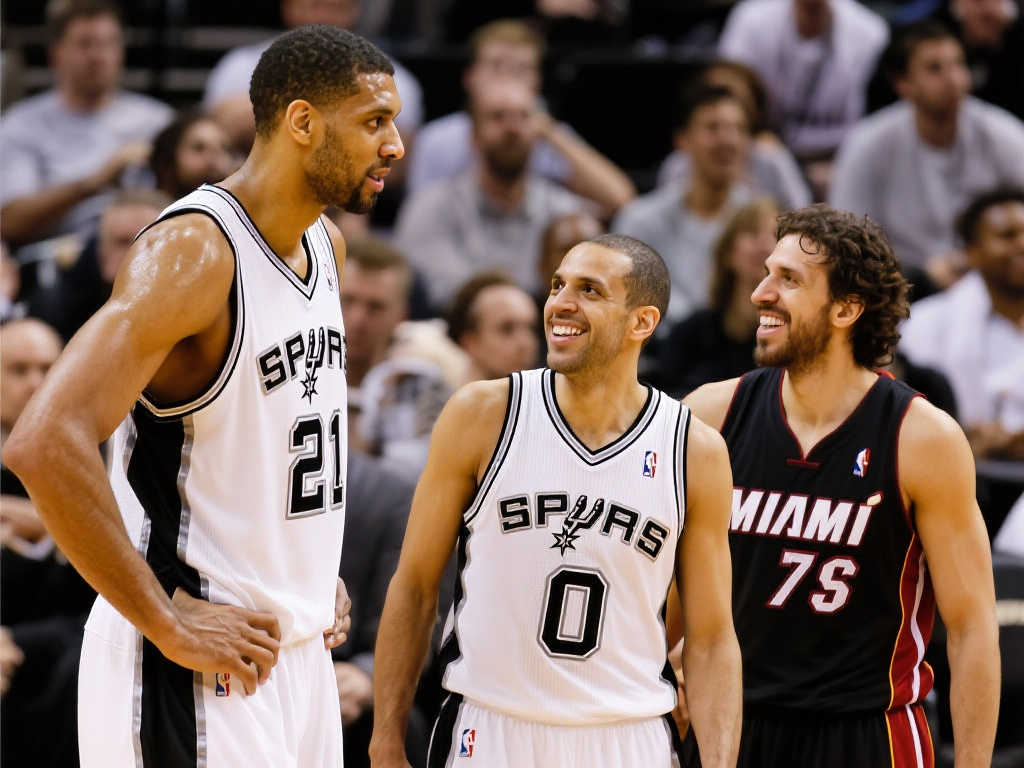 展开了激烈 展开了激烈